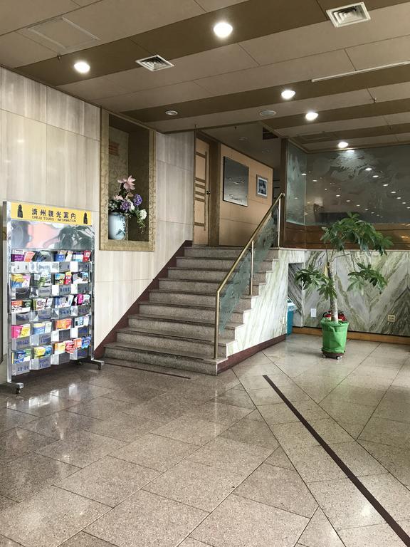 Jeju Seoul Tourist Hotel Bagian luar foto